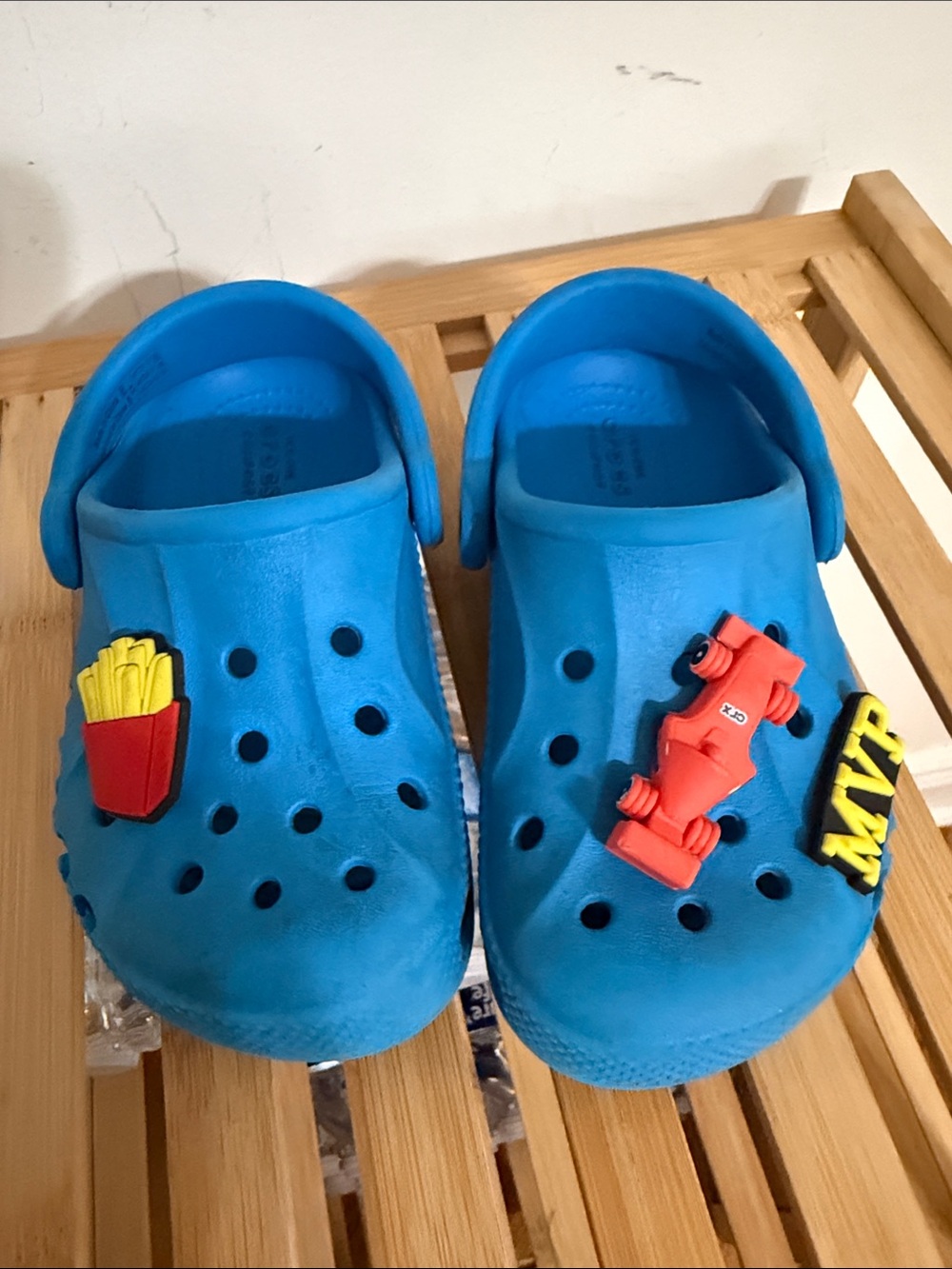CROCS Kids Bright Blue Clogs with Toy Charms